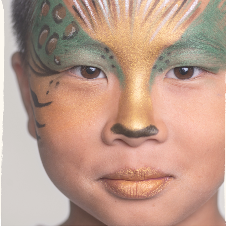 Children's disguise make-up