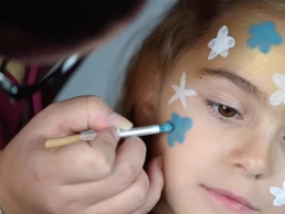 tuto maquillage enfant fée des fleurs