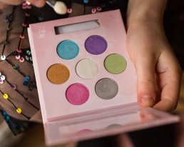 7 Organic children's eyeshadows