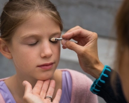 Children's pink eyeshadow