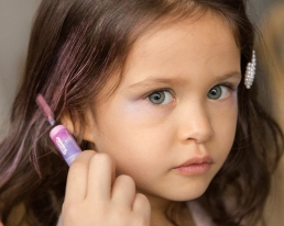 Children's pink mascara