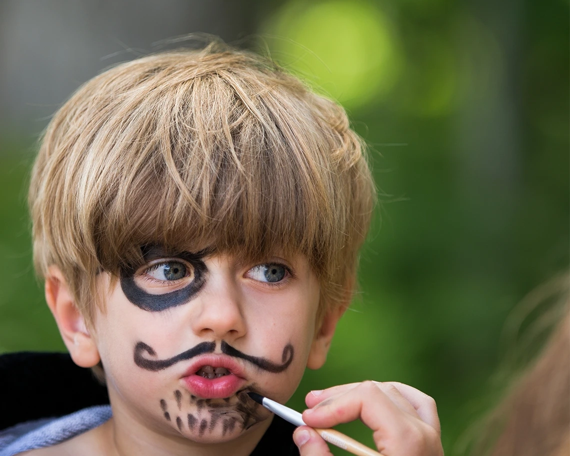 Pirate make-up for children