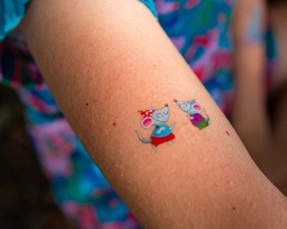 Tatouage souris enfant