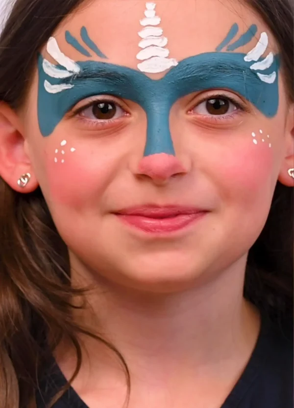 Modèle de maquillage de licorne pour enfants par 1,50 €