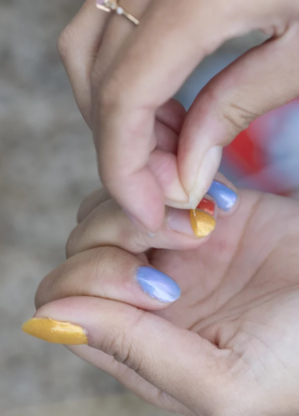 Peelable nail polish for children by Namaki