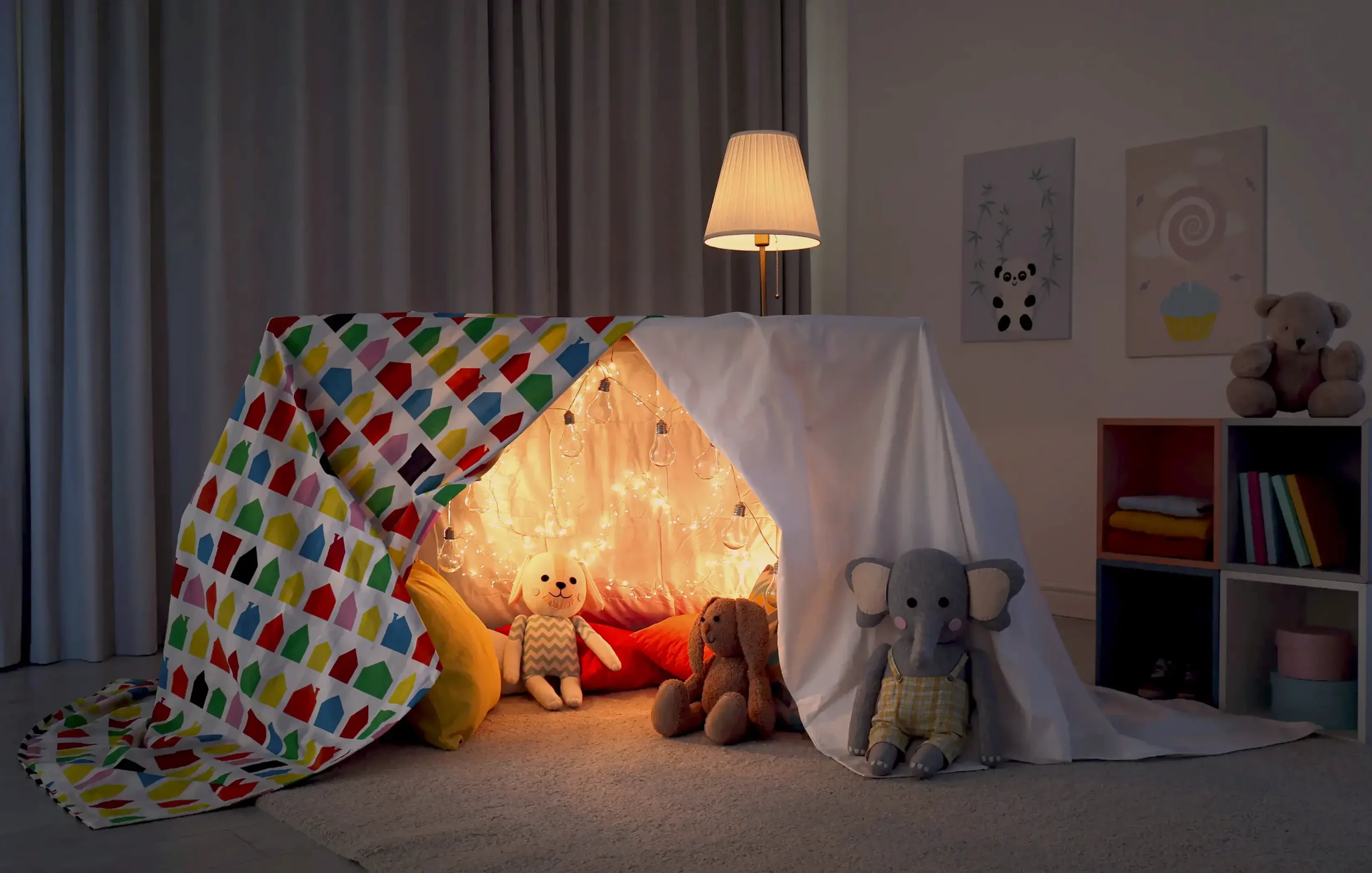 Hütte für Kinder in einem Zimmer