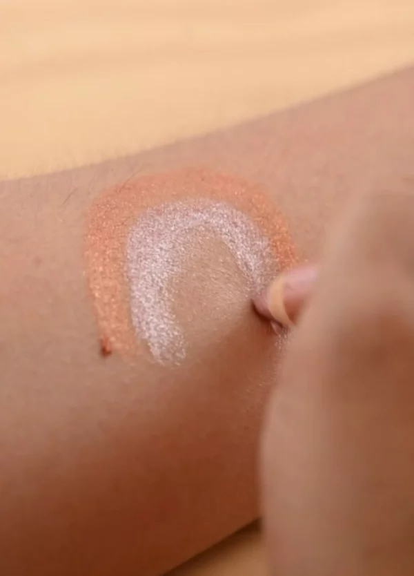 glitter make-up pencil for children