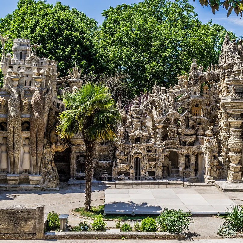 palais du facteur cheval