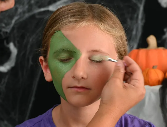 Tutorial Make-up Hexe Kind Halloween