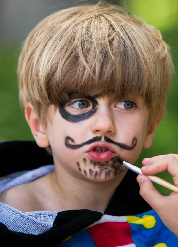 children's pirate make-up